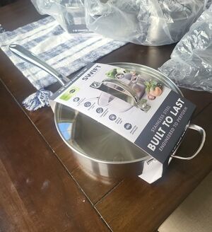 Quarter Saute Pan with Lid